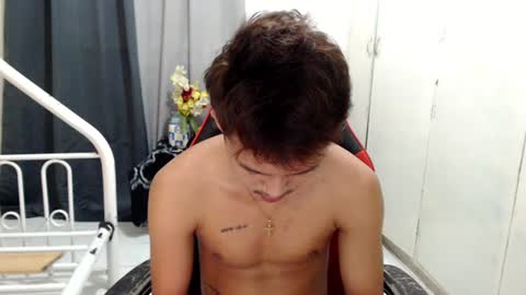 Snapshot of justcallme_james chatting on 06/13/26, 04:10 James online show from 06/13/26, 04:10