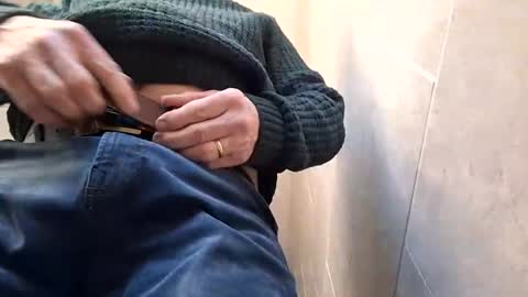 justenjoyingurcompany online show from 02/24/25, 04:36