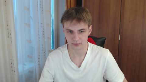 Justin online show from 12/31/24, 11:42