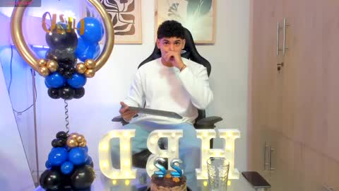 justin_payn14 online show from 05/24/26, 02:22