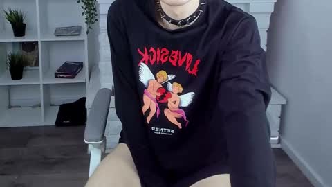 JUSTIN online show from 10/15/25, 01:11