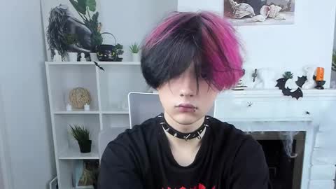 JUSTIN online show from 10/26/25, 12:22