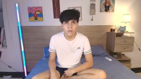 Snapshot of justinbiler chatting on 09/27/25, 01:49 Justin online show from 09/27/25, 01:49