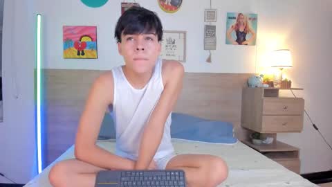 Snapshot of justinbiler chatting on 10/12/25, 12:48 Justin online show from 10/12/25, 12:48