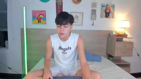 Snapshot of justinbiler chatting on 10/14/25, 12:50 Justin online show from 10/14/25, 12:50