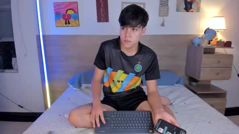 Snapshot of justinbiler chatting on 10/17/25, 12:52 Justin online show from 10/17/25, 12:52