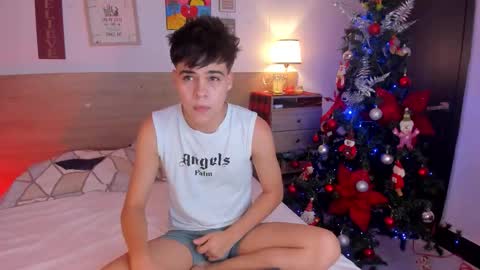 Snapshot of justinbiler chatting on 11/16/25, 12:33 Justin online show from 11/16/25, 12:33