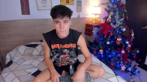 Snapshot of justinbiler chatting on 11/21/25, 12:48 Justin online show from 11/21/25, 12:48