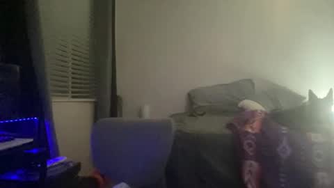 Snapshot of justincase5280 chatting on 11/03/25, 03:30 JustinCase online show from 11/03/25, 03:30