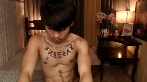 Snapshot of justine_hunk chatting on 12/22/24, 01:01 justine_hunk online show from 12/22/24, 01:01