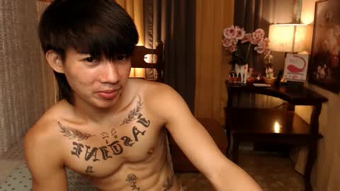 Snapshot of justine_hunk chatting on 12/24/24, 02:54 justine_hunk online show from 12/24/24, 02:54