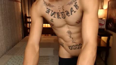 Snapshot of justine_hunk chatting on 12/29/24, 11:08 justine_hunk online show from 12/29/24, 11:08