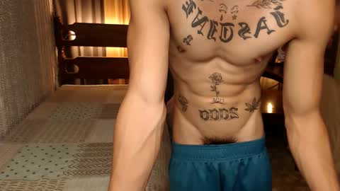 Snapshot of justine_hunk chatting on 01/03/25, 06:57 justine_hunk online show from 01/03/25, 06:57