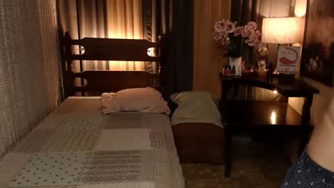 Snapshot of justine_hunk chatting on 01/14/25, 07:38 justine_hunk online show from 01/14/25, 07:38