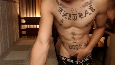 Snapshot of justine_hunk chatting on 01/17/25, 10:01 justine_hunk online show from 01/17/25, 10:01