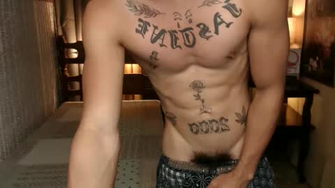 Snapshot of justine_hunk chatting on 03/08/25, 08:44 justine_hunk online show from 03/08/25, 08:44