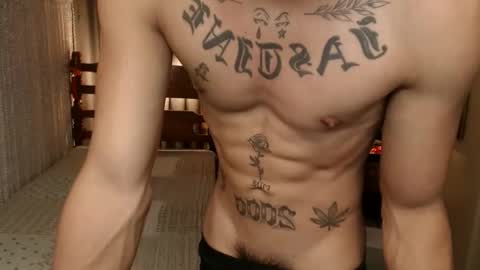 justine_hunk online show from 03/22/26, 03:48