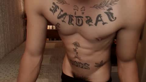 justine_hunk online show from 05/10/26, 06:07