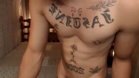 justine_hunk online show from 06/12/26, 06:01