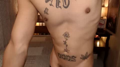 justine_hunk online show from 06/17/26, 06:38