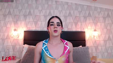 Justine online show from 01/10/25, 04:33