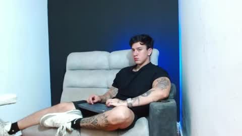 justinfuller_31 online show from 06/24/26, 09:14