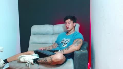 justinfuller_31 online show from 06/26/26, 08:02