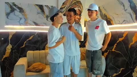justingtime21 online show from 06/05/26, 09:42