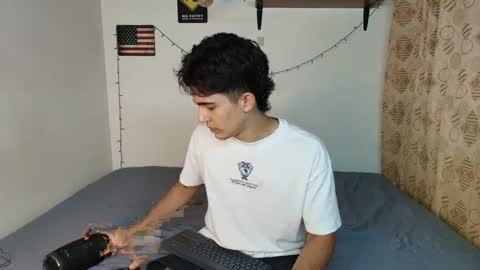 Snapshot of justinsinner1 chatting on 02/07/25, 10:09 justinsinner1 online show from 02/07/25, 10:09