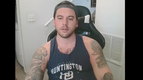 justintym69 online show from 10/21/25, 06:19