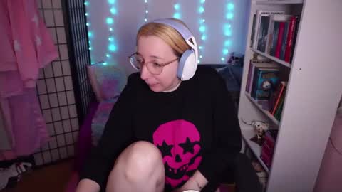 Snapshot of justkerryx chatting on 10/15/25, 08:14 Kerry online show from 10/15/25, 08:14