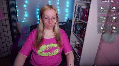 Snapshot of justkerryx chatting on 10/16/25, 08:15 Kerry online show from 10/16/25, 08:15