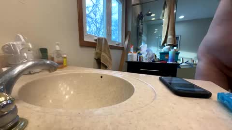 Snapshot of justmeagain111 chatting on 01/03/25, 02:51 justmeagain111 online show from 01/03/25, 02:51