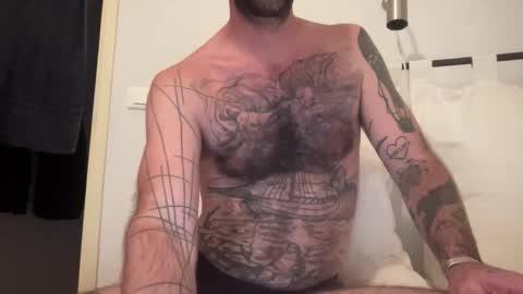 Snapshot of justmeandyou00 chatting on 11/01/25, 03:58 justmeandyou00 online show from 11/01/25, 03:58