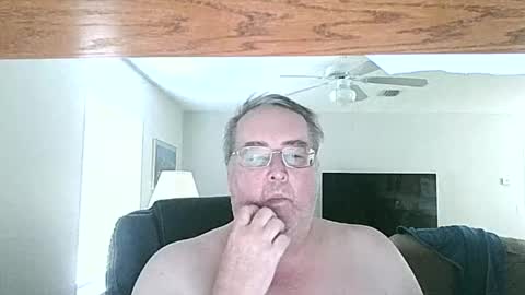 Snapshot of justmedm64 chatting on 02/23/25, 06:56 justmedm64 online show from 02/23/25, 06:56