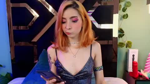 Mia online show from 05/25/26, 08:48
