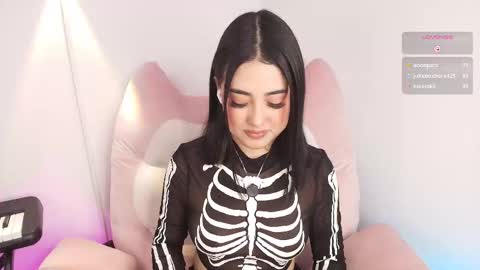 Snapshot of justonecute chatting on 03/16/26, 05:44 Emy online show from 03/16/26, 05:44