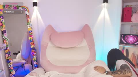 Snapshot of justonecute chatting on 04/01/26, 03:29 Emy online show from 04/01/26, 03:29