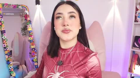 Snapshot of justonecute chatting on 04/11/26, 02:16 Emy online show from 04/11/26, 02:16