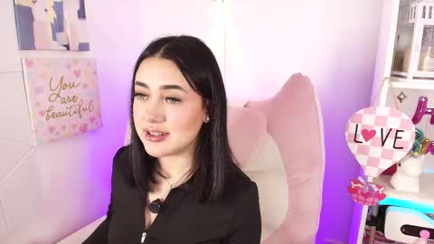 Snapshot of justonecute chatting on 05/09/26, 03:12 Emy online show from 05/09/26, 03:12