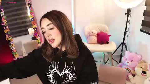 Emy online show from 07/20/26, 10:56