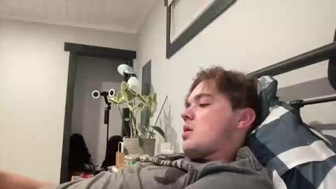 justsoboredlol online show from 10/22/25, 06:24