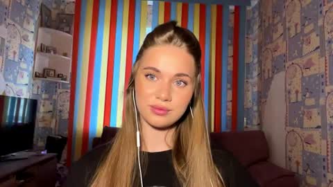Melissa online show from 06/17/26, 04:26