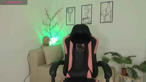 ees 3 online show from 10/05/25, 09:13