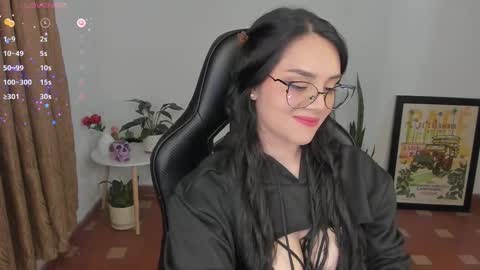 Snapshot of jxssicax chatting on 10/17/25, 01:42 jxssicax online show from 10/17/25, 01:42