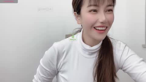 Snapshot of k1999_kimikooo chatting on 02/18/25, 11:44 kooo online show from 02/18/25, 11:44