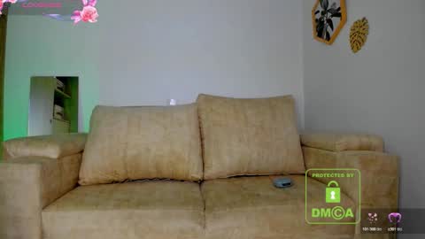 Snapshot of k4ymull3r_ chatting on 11/18/25, 12:38 Kayli online show from 11/18/25, 12:38