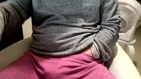 KI e697a5e69cac online show from 10/26/25, 04:46