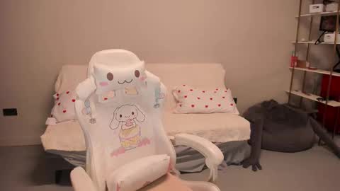 Snapshot of ka00ru_chan chatting on 11/25/25, 02:39 Kaoru online show from 11/25/25, 02:39