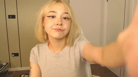 Kaoru online show from 07/27/26, 06:15